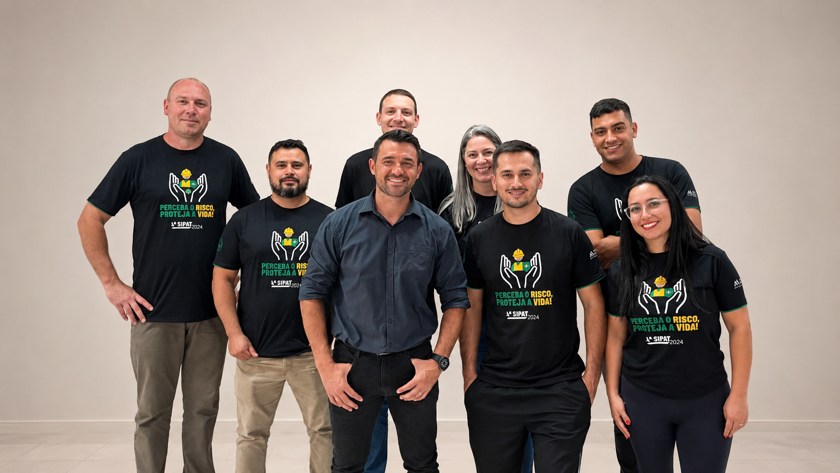 Juliano Fonseca conduzindo atividade com equipe corporativa